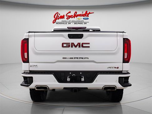 Used 2022 GMC Sierra 1500 AT4 w/ AT4 Premium Package image 5
