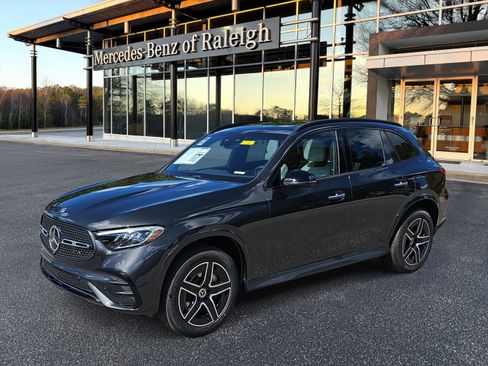 New 2026 Mercedes-Benz GLC 300 image 1