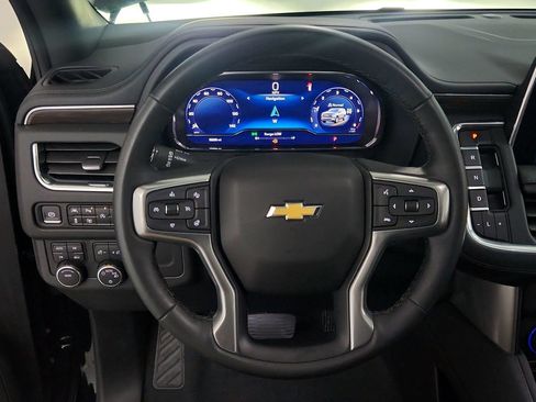 Used 2023 Chevrolet Tahoe LT w/ LT Signature Plus Package AWD/4WD image 19
