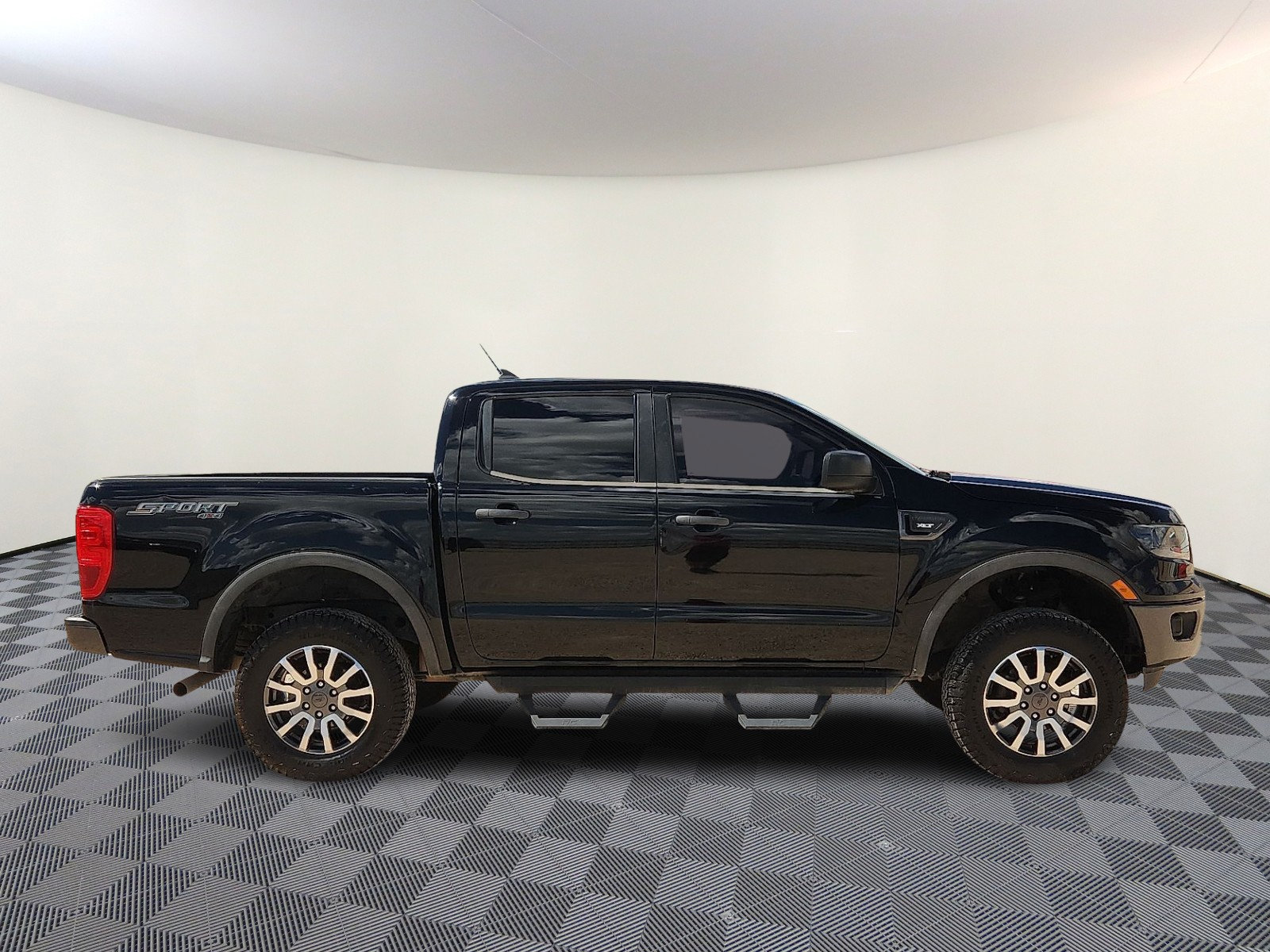 Used 2021 Ford Ranger XLT w/ Equipment Group 301A Mid AWD/4WD image 5