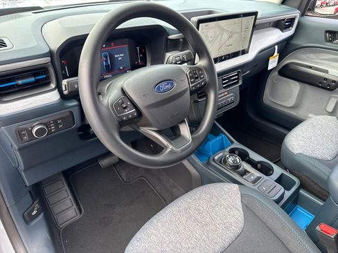 New 2025 Ford Maverick XLT image 18