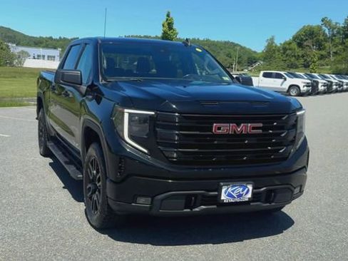 Used 2022 GMC Sierra 1500 Elevation AWD/4WD image 3