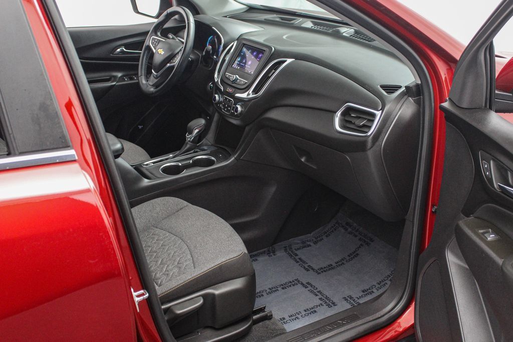 Used 2024 Chevrolet Equinox LT w/ LPO, Floor Liner Package FWD image 25