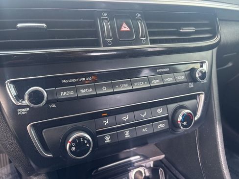 Used 2019 Kia Optima LX FWD image 21