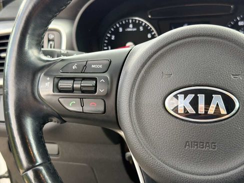 Used 2016 Kia Sorento AWD w/ LX Convenience Package image 20
