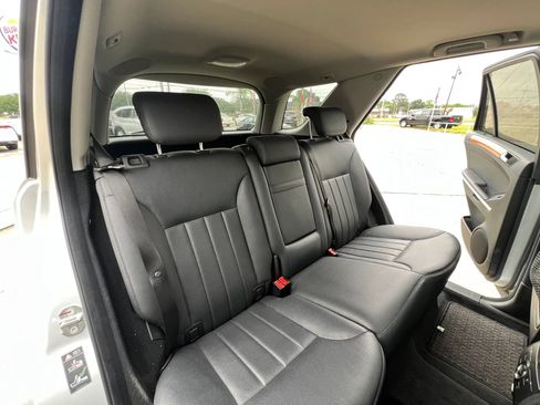 Used 2006 Mercedes-Benz ML 350 4MATIC image 21