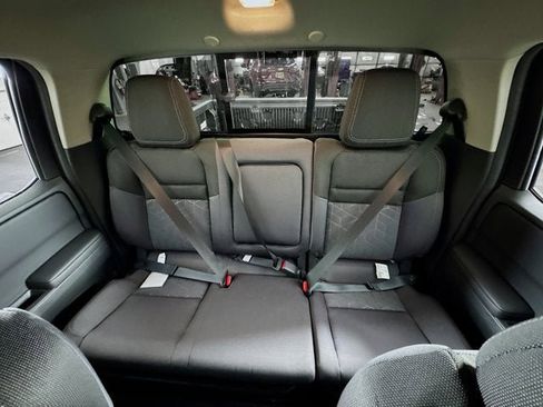 New 2026 Nissan Frontier SV w/ Tow Package AWD/4WD image 20