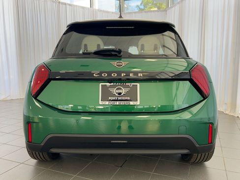 New 2026 MINI Cooper 2-Door Hardtop FWD image 10
