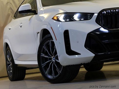 Certified 2024 BMW X6 xDrive40i w/ Premium Package AWD/4WD image 4