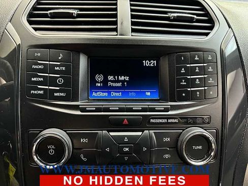 Used 2019 Ford Explorer 4WD image 25