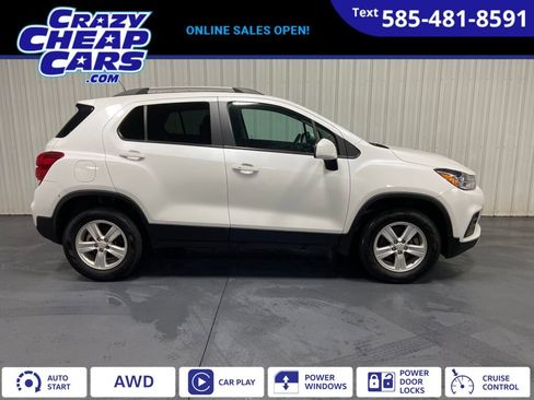 Used 2022 Chevrolet Trax LT w/ LT Convenience Package image 1