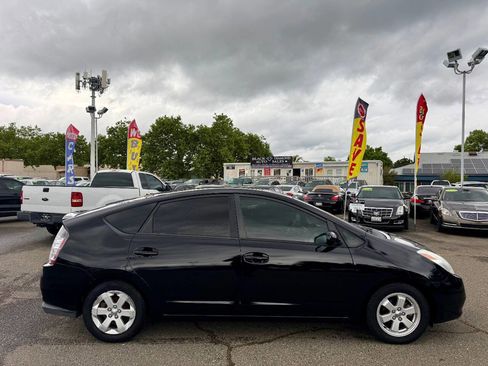 Used 2005 Toyota Prius FWD image 9