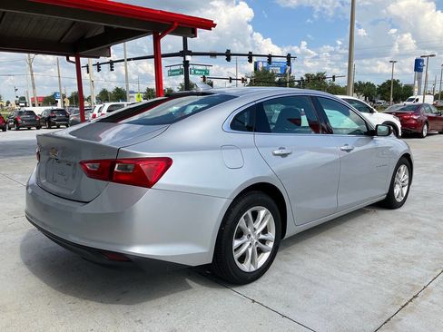 Used 2018 Chevrolet Malibu LT image 15