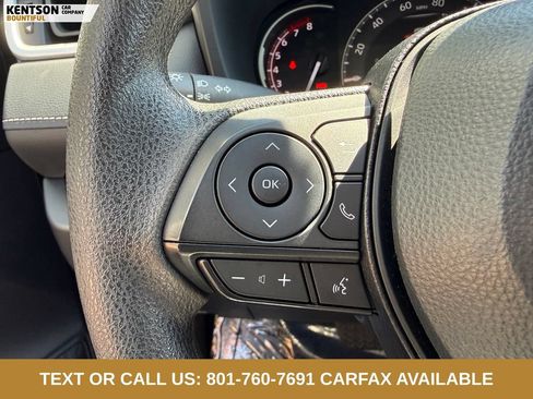 Used 2025 Toyota RAV4 XLE AWD/4WD image 17