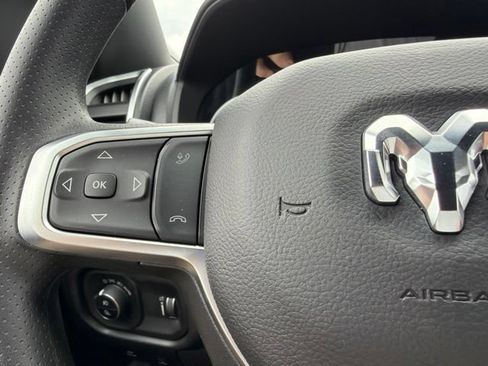 New 2026 RAM 1500 Express AWD/4WD image 22