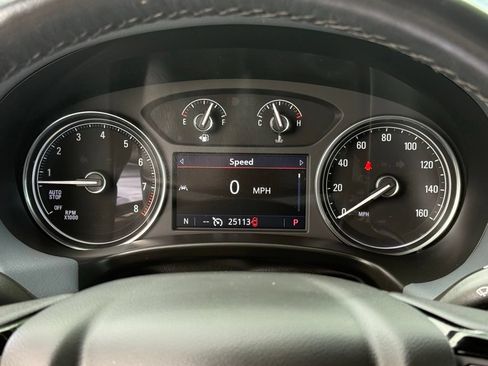 Used 2023 Buick Enclave Essence w/ Experience Buick Package FWD image 19
