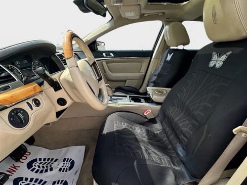 Used 2009 Lincoln MKS image 12