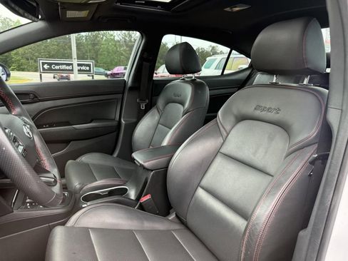 Used 2018 Hyundai Elantra Sport w/ Sport Premium Package 03 FWD image 11