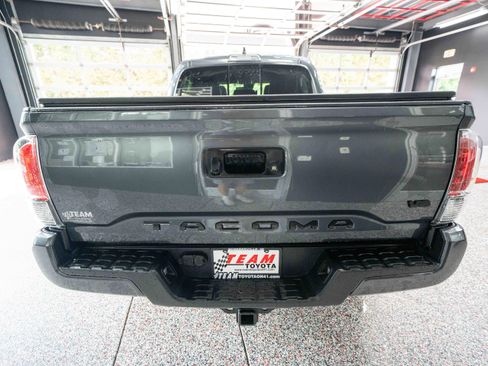 Used 2023 Toyota Tacoma TRD Sport AWD/4WD image 3