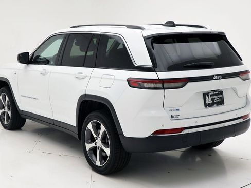 Used 2023 Jeep Grand Cherokee 4WD 4xe image 6