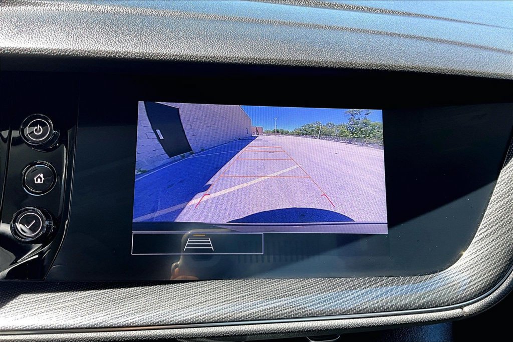 Used 2023 Buick Envision Preferred FWD image 20