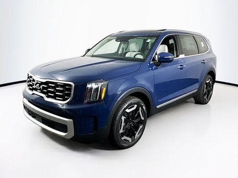 New 2025 Kia Telluride S image 1