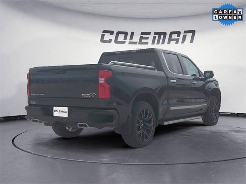 Used 2022 Chevrolet Silverado 1500 High Country w/ High Country Premium Package image 5