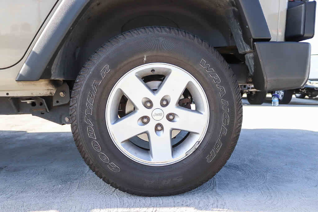 Used 2018 Jeep Wrangler Unlimited Sport S AWD/4WD image 10