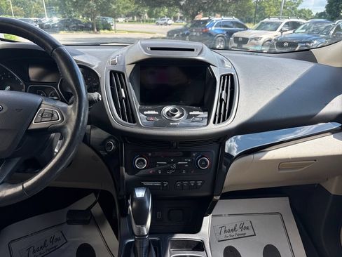 Used 2018 Ford Escape Titanium FWD image 30