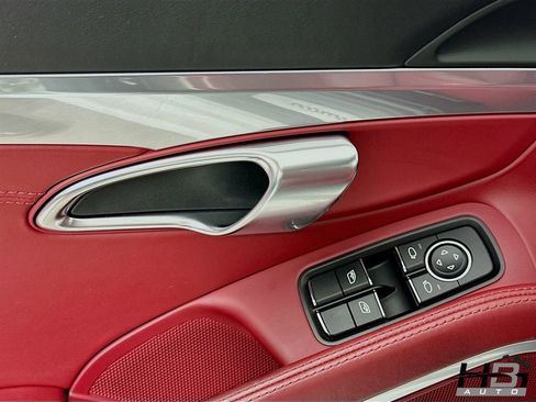 Used 2018 Porsche 718 Cayman image 14