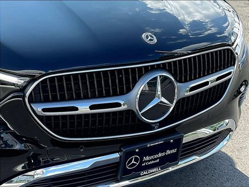 Certified 2023 Mercedes-Benz GLC 300 4MATIC image 35