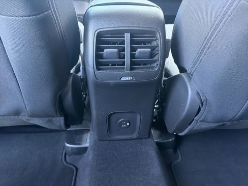 Used 2022 Ford Escape SE w/ Convenience Package image 21