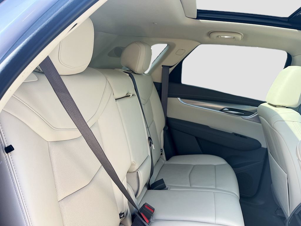 Used 2024 Cadillac XT5 Premium Luxury FWD image 28