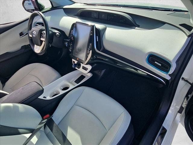 Used 2017 Toyota Prius Prime Advanced w/ Carpet Mat Package FWD image 23