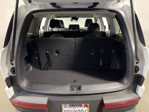 Used 2025 Hyundai Santa Fe SEL image 10