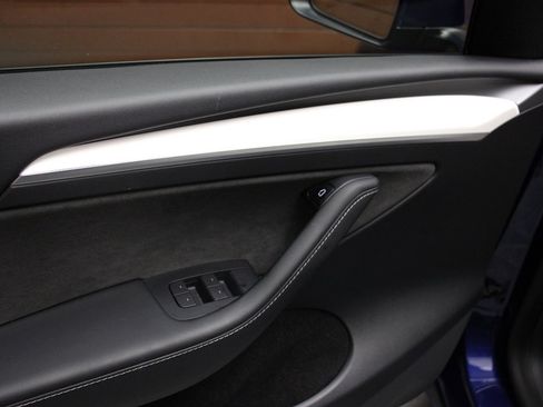 Used 2022 Tesla Model Y Performance image 51