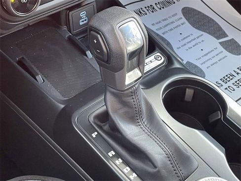 New 2025 Ford Bronco Base image 27