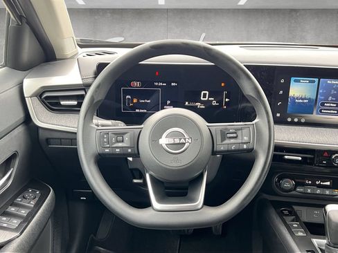 New 2026 Nissan Kicks SV FWD image 22