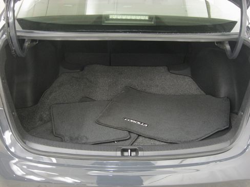 Used 2023 Toyota Corolla LE image 20