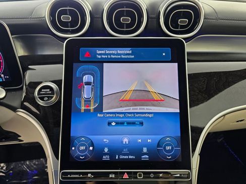 Used 2024 Mercedes-Benz GLC 300 image 22