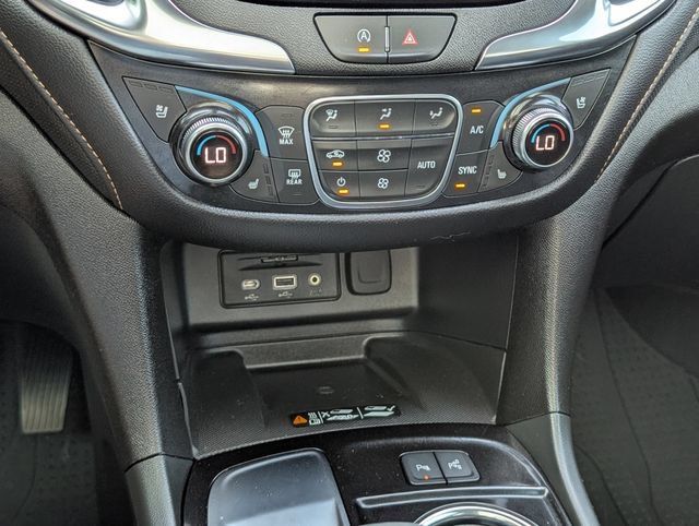 Certified 2024 Chevrolet Equinox Premier FWD image 10
