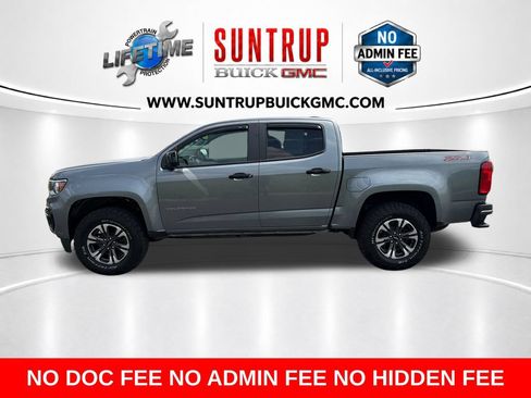 Used 2022 Chevrolet Colorado Z71 AWD/4WD image 2