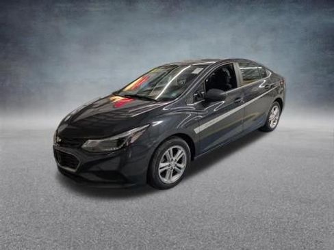 Used 2017 Chevrolet Cruze LT w/ Convenience Package image 35