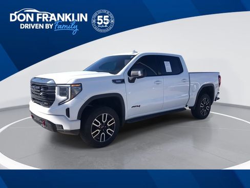 Used 2022 GMC Sierra 1500 AT4 w/ AT4 Preferred Package image 1