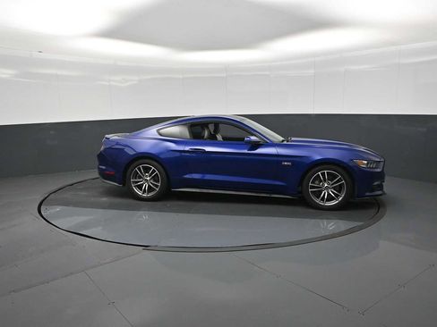 Used 2016 Ford Mustang GT Premium RWD image 37
