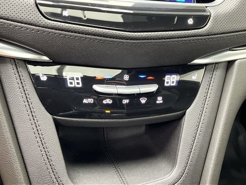 Used 2026 Cadillac XT5 Premium Luxury w/ LPO, Floor Liner Package AWD/4WD image 23