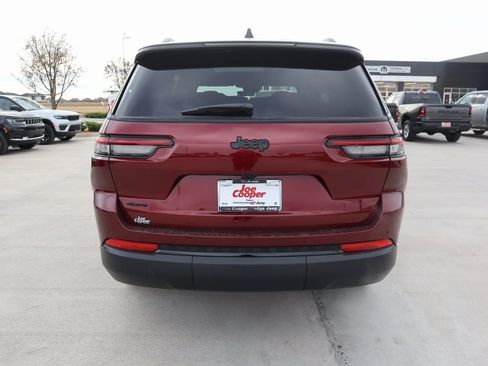 New 2025 Jeep Grand Cherokee L Limited image 23