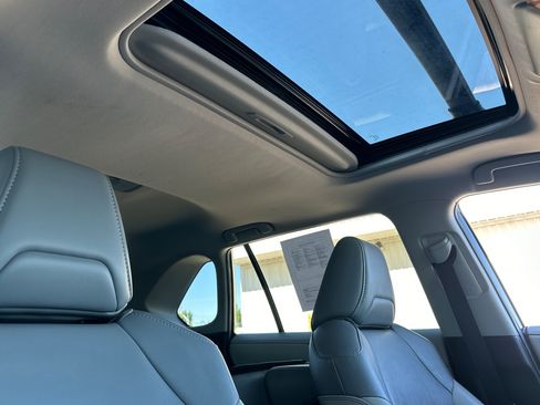 Used 2020 Toyota RAV4 Limited w/ All Weather Liner Package AWD/4WD image 18
