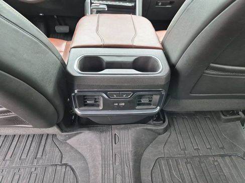 Used 2023 GMC Sierra 1500 Denali Ultimate AWD/4WD image 35