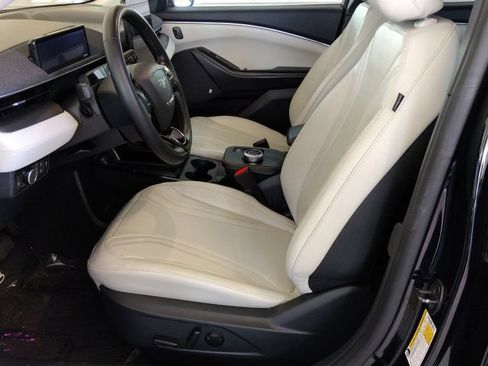 Used 2024 Ford Mustang Mach-E Premium RWD image 10
